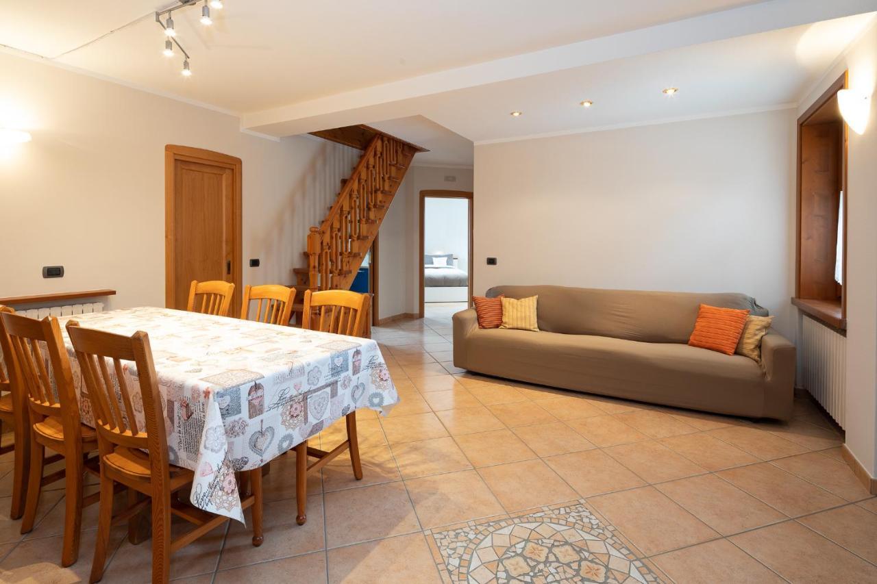 House Apartment *